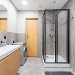 Amber Oldtown Self Check-in By Quarterstays Butas