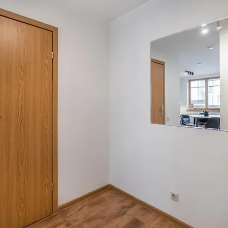 Apartamento Sv1 Amber Oldtown Self Check-in By Quarterstays *